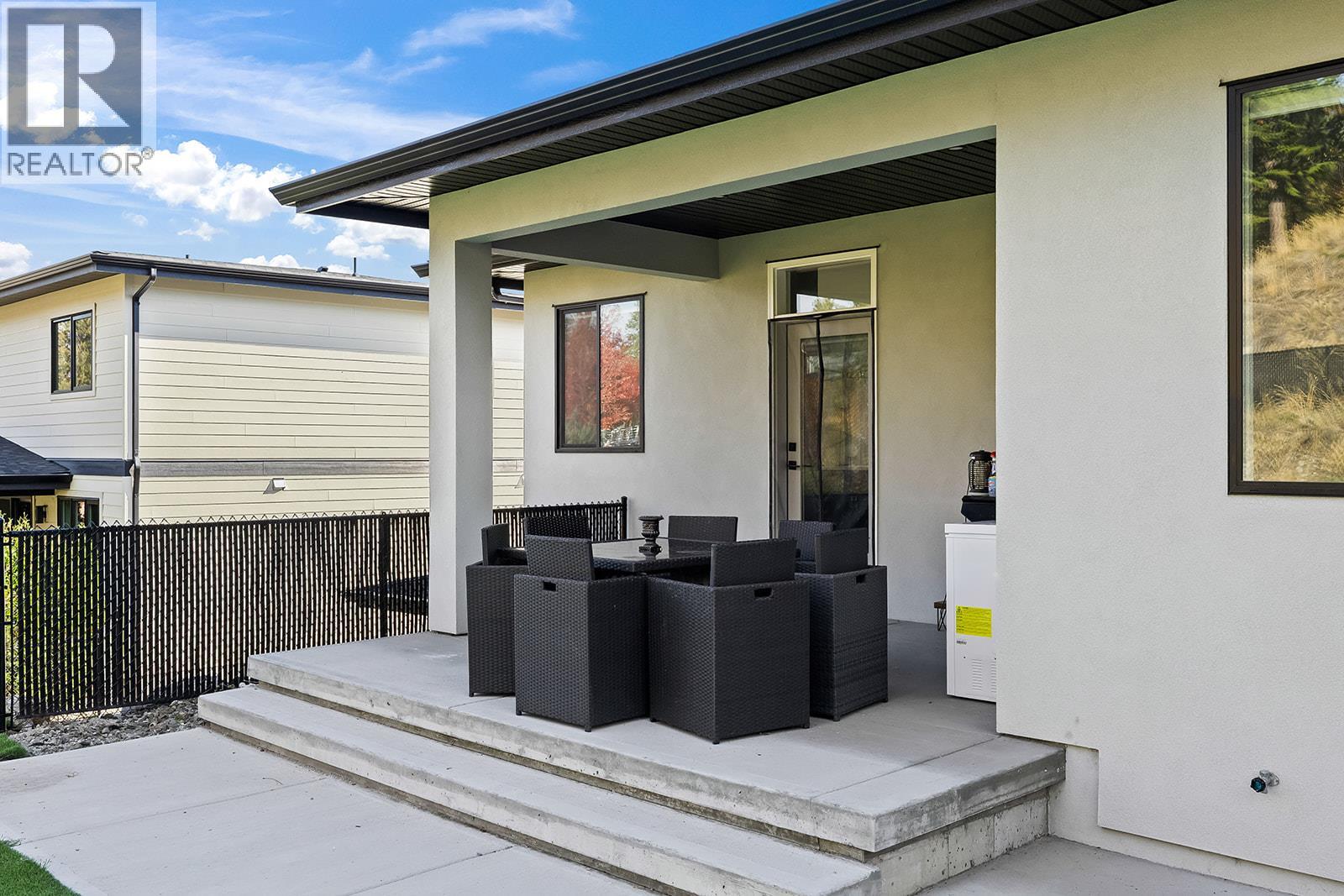  2822 Canyon Crest Drive, West Kelowna