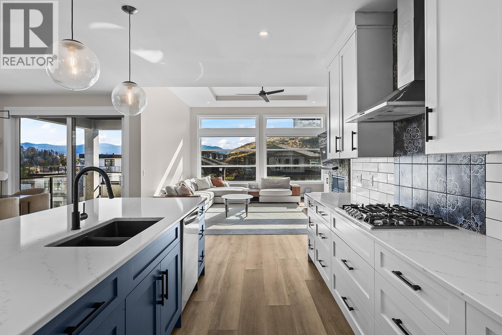  2822 Canyon Crest Drive, West Kelowna