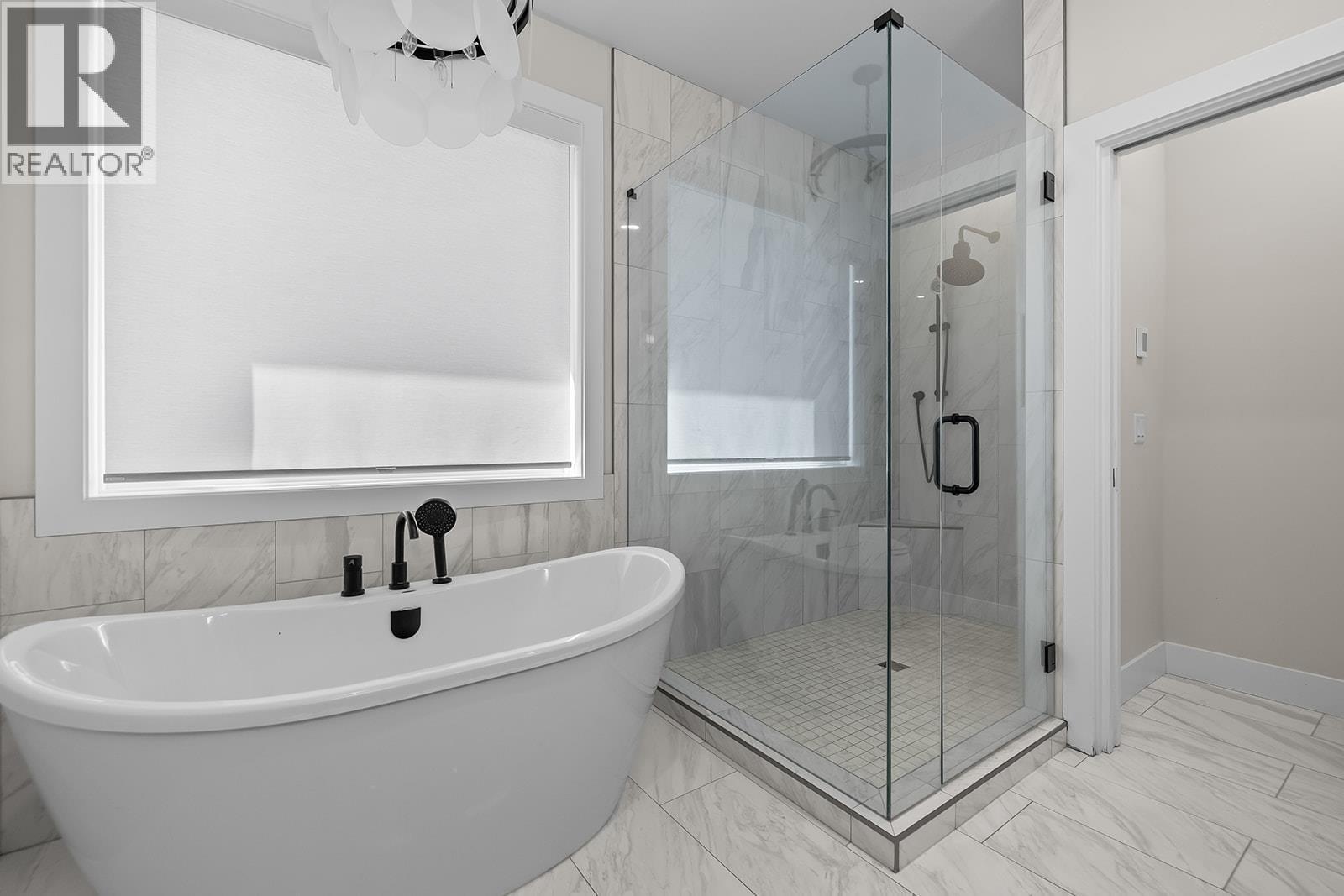  2822 Canyon Crest Drive, West Kelowna