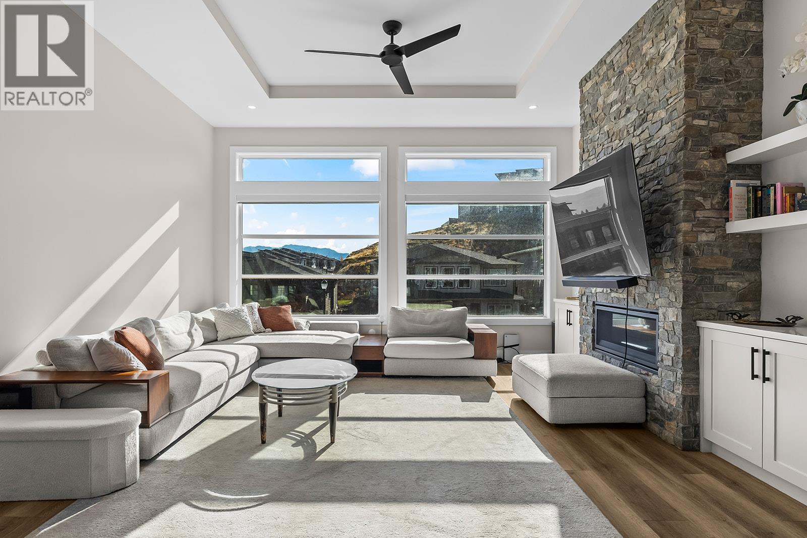  2822 Canyon Crest Drive, West Kelowna