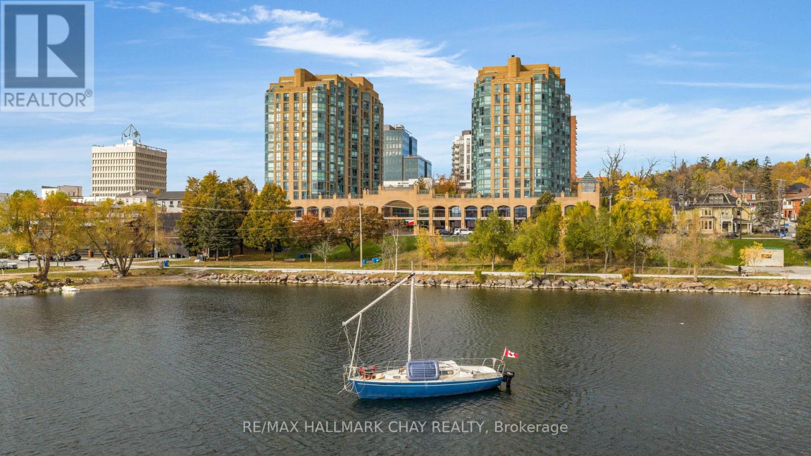 1509-140 Dunlop Street, Barrie photo 3