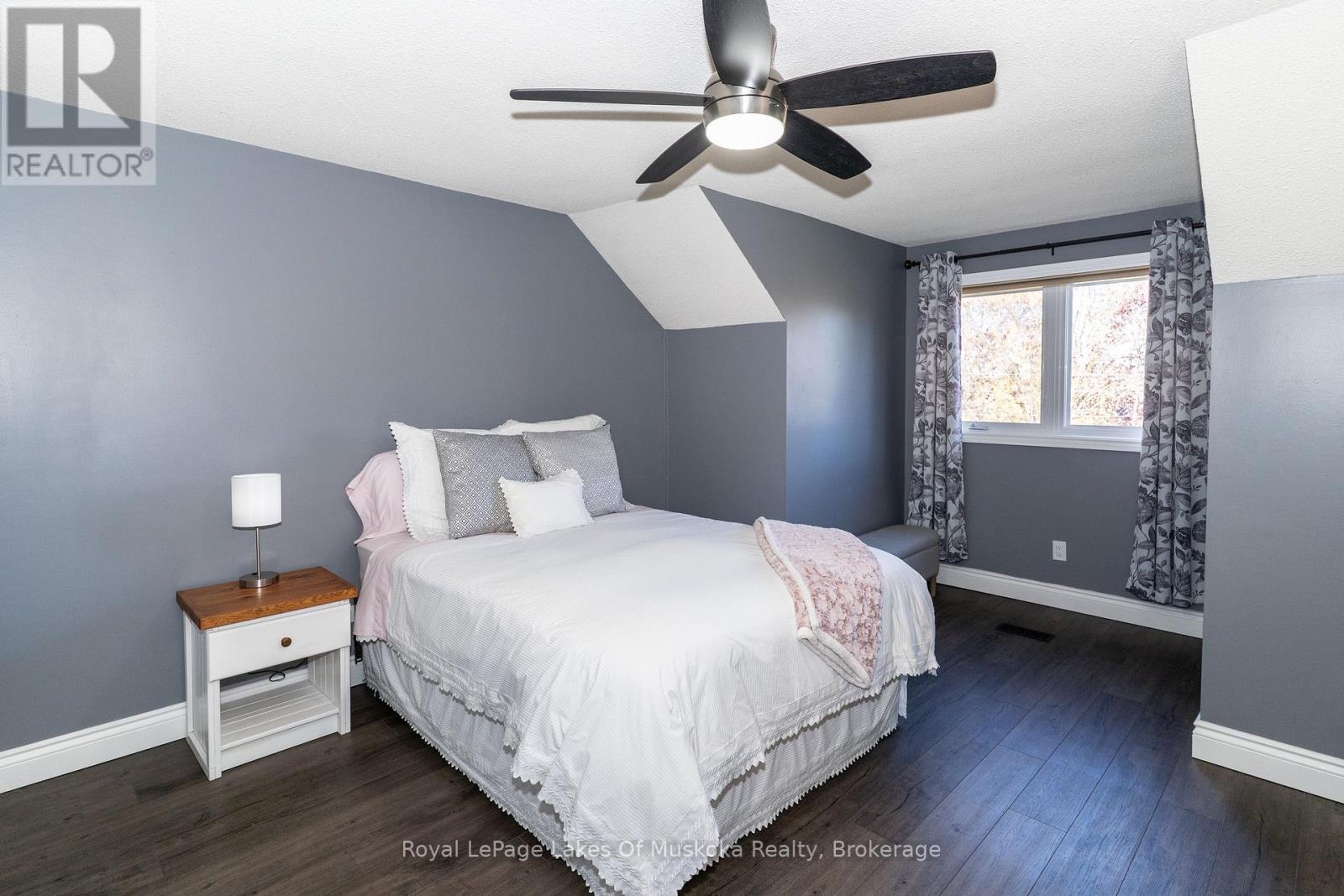 135 DOUGLAS STREET - 29
