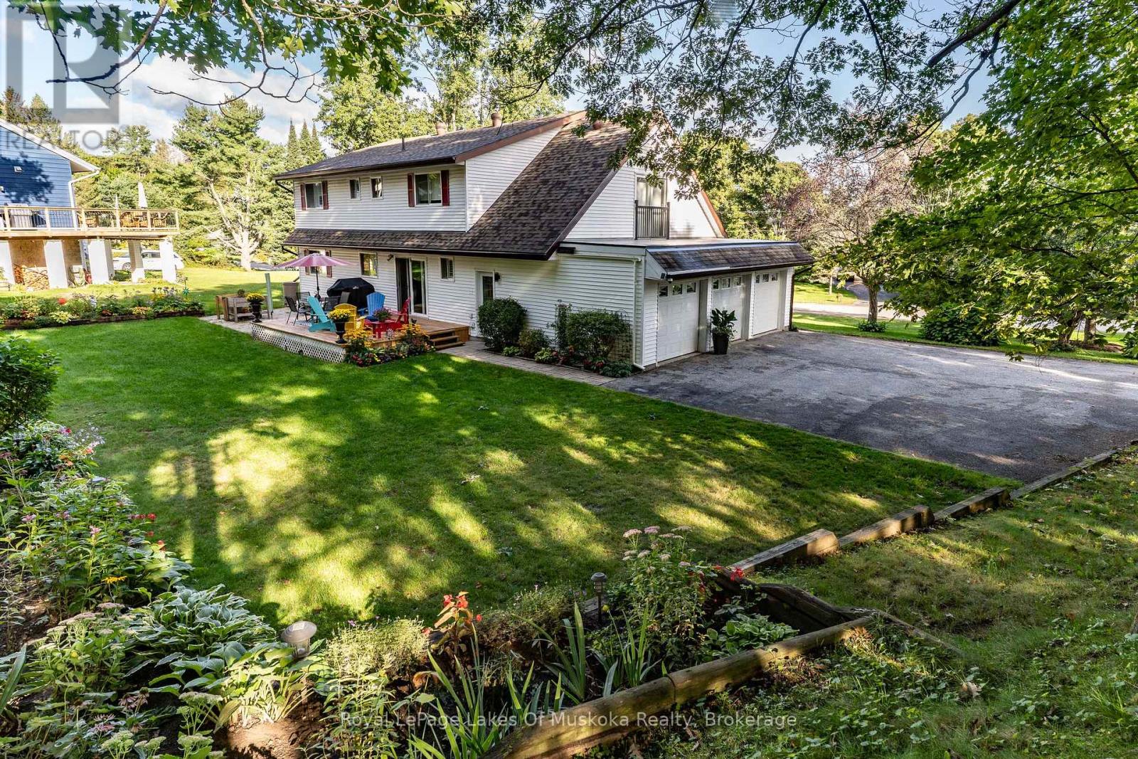 135 DOUGLAS STREET - 45