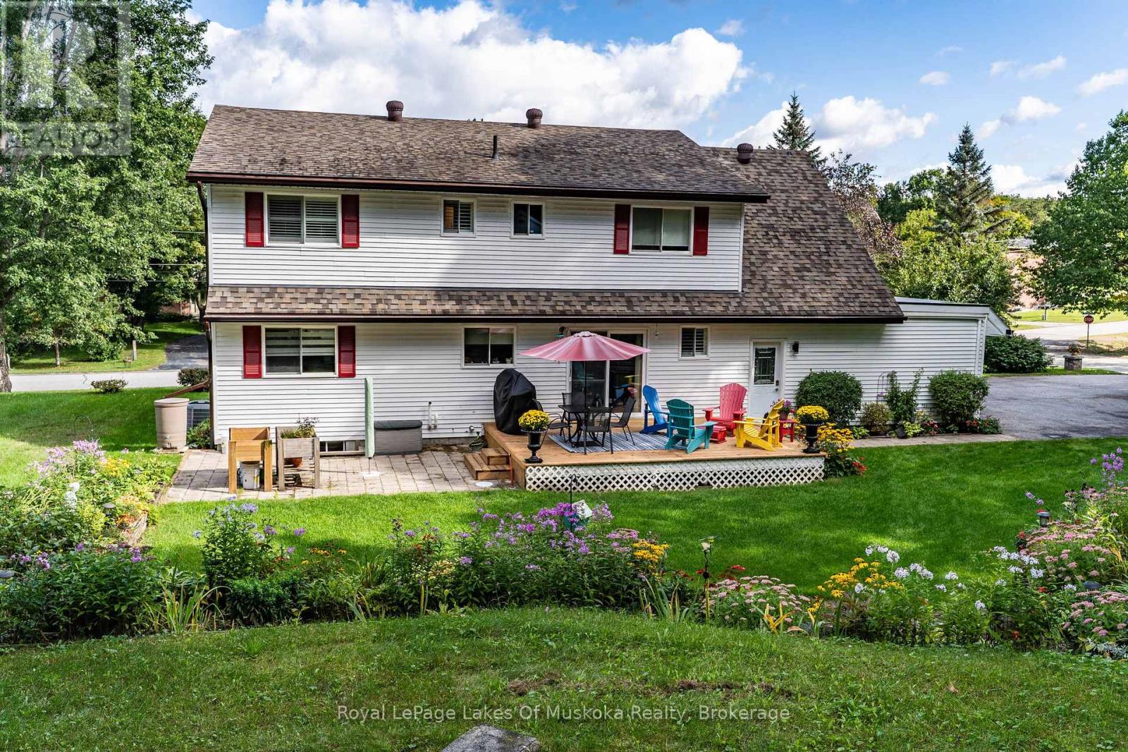 135 DOUGLAS STREET - 49