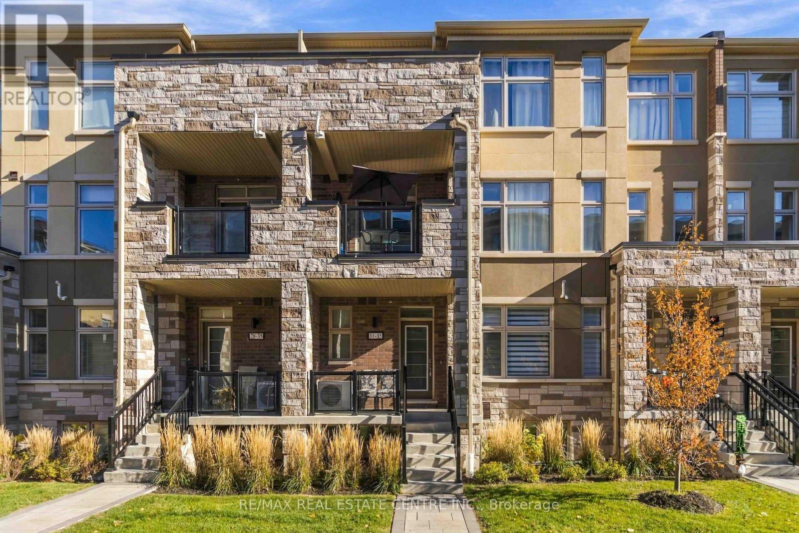 31 - 35 FIELDRIDGE CRESCENT UNIT CRESCENT, Brampton (Sandringham-Wellington North) — photo 3