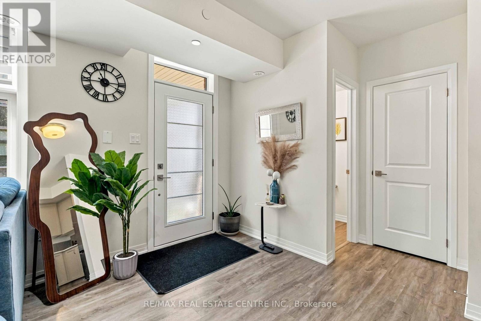31 - 35 FIELDRIDGE CRESCENT UNIT CRESCENT, Brampton (Sandringham-Wellington North) — photo 4