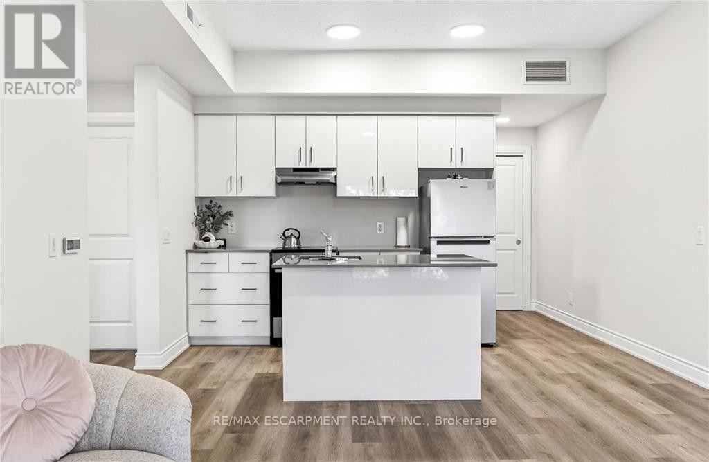 303 - 261 KING STREET E, Hamilton (Beasley) — photo 10