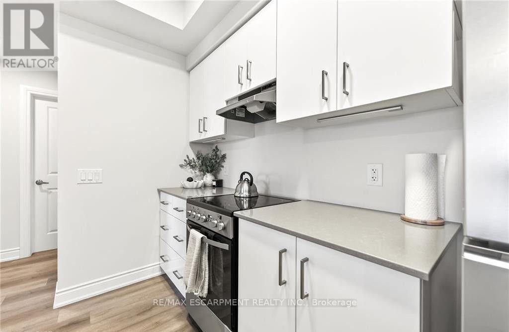 303 - 261 KING STREET E, Hamilton (Beasley) — photo 11