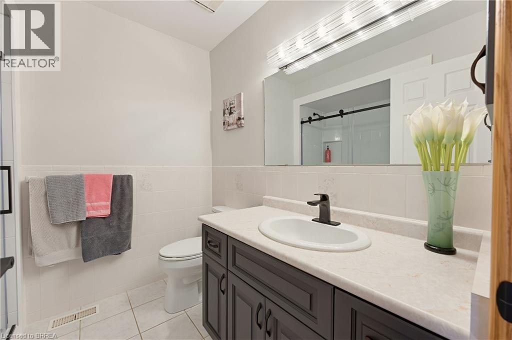 12 MACBRIDE Court - 29