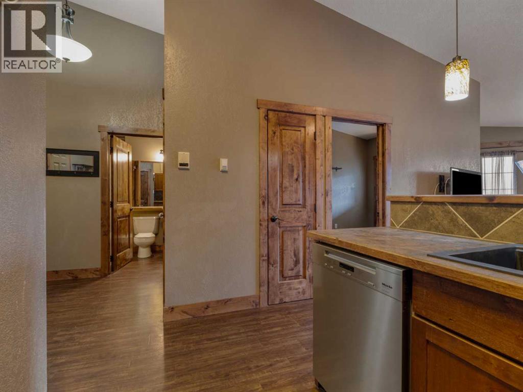 320, 620 Columbia Boulevard W, Lethbridge — photo 18
