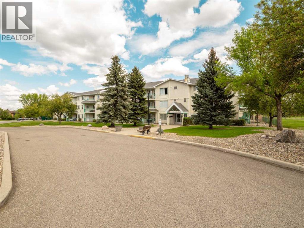 320, 620 Columbia Boulevard W, Lethbridge — photo 5