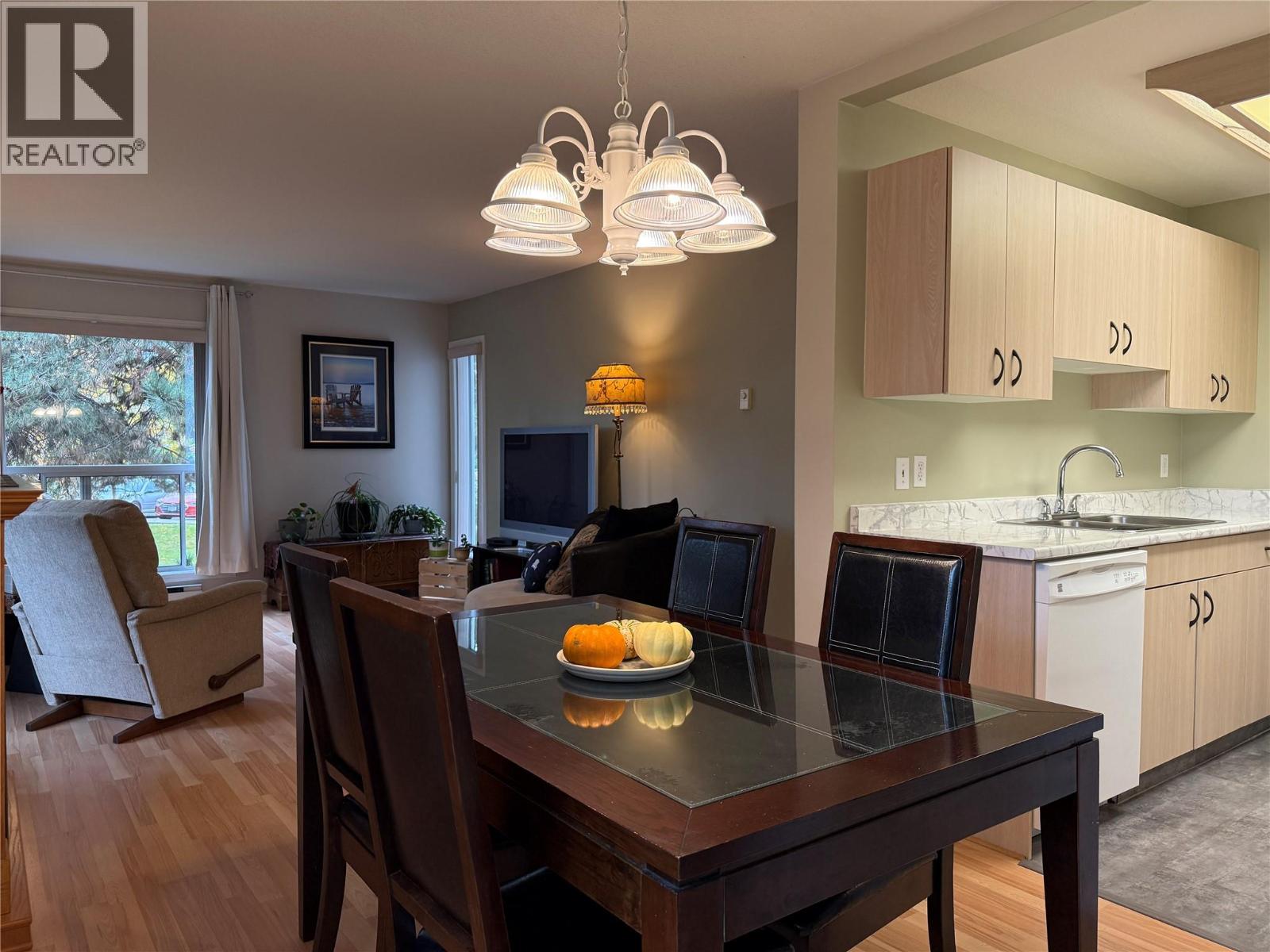 209 240 Hollywood Road North, Kelowna