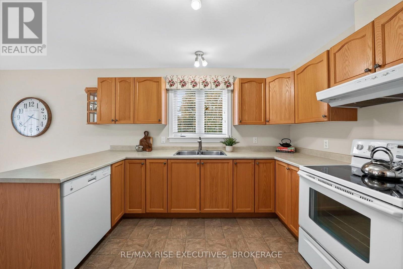 58 ELLESMEER AVENUE, Kingston (City Northwest) — photo 12