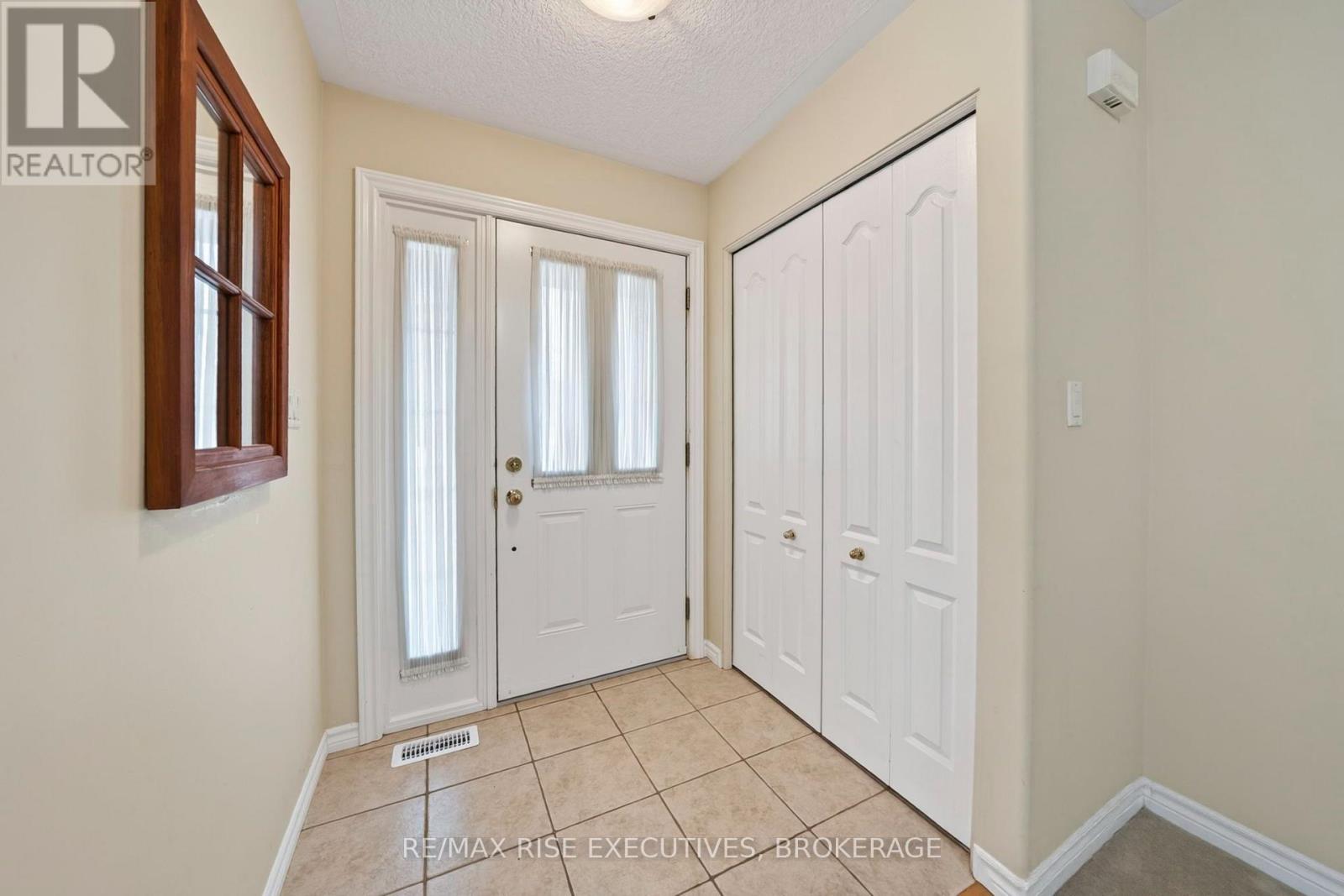 58 ELLESMEER AVENUE, Kingston (City Northwest) — photo 4