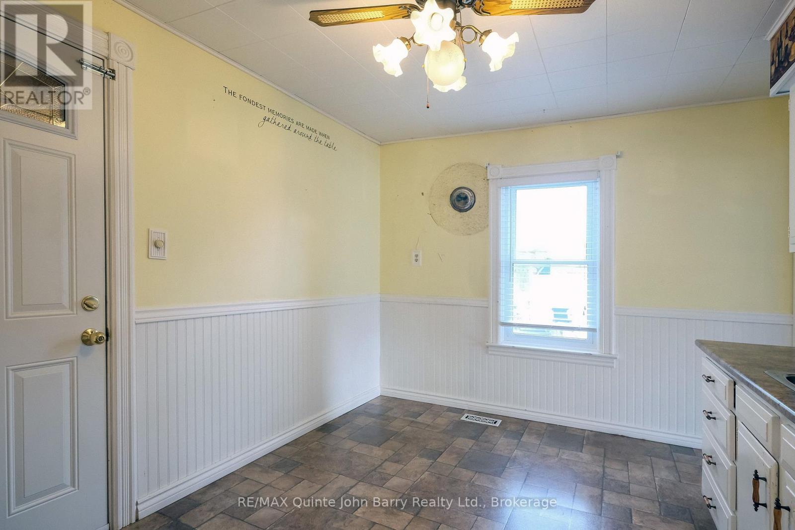36 GRAHAM STREET, Belleville (Belleville Ward) — photo 12