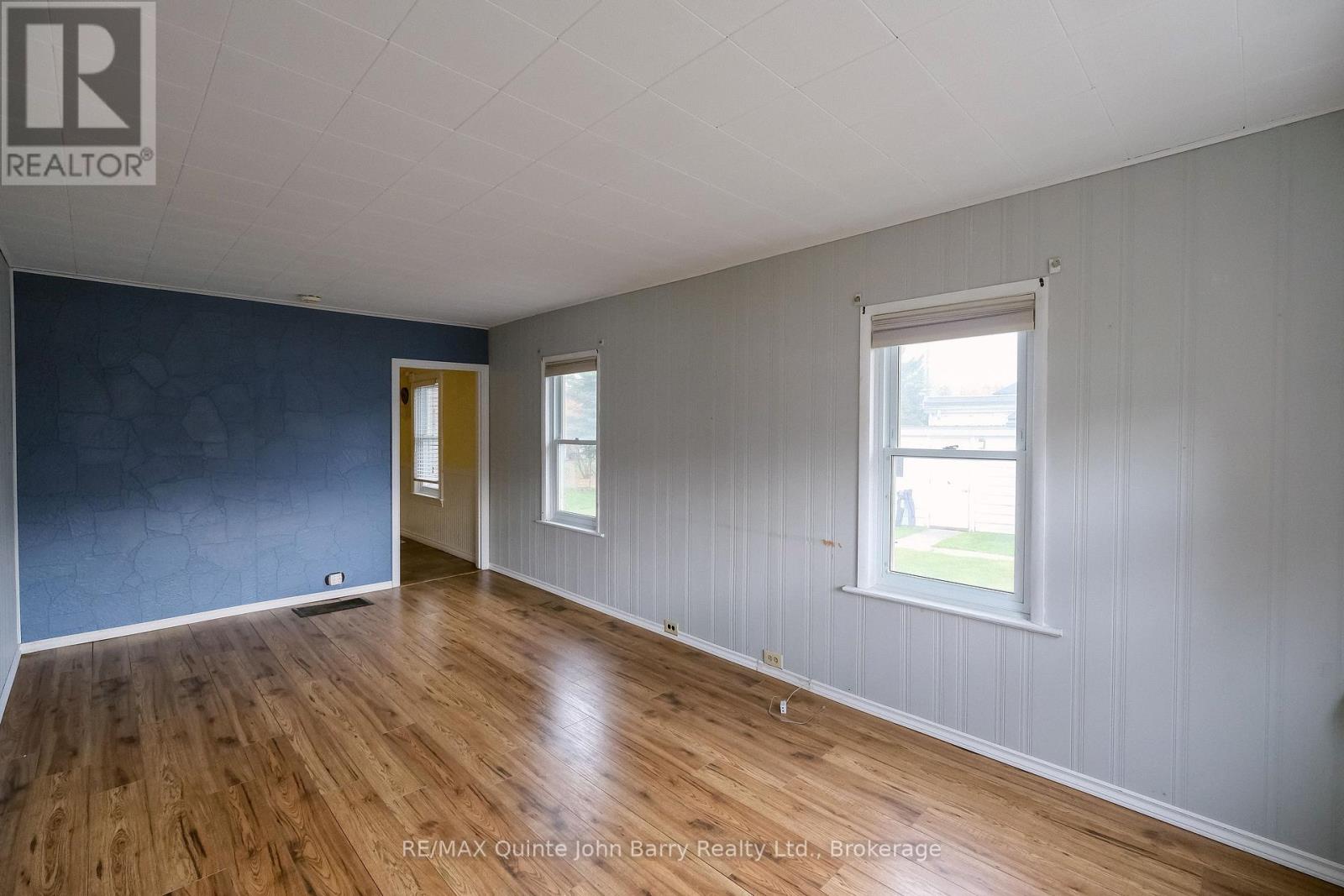 36 GRAHAM STREET, Belleville (Belleville Ward) — photo 5
