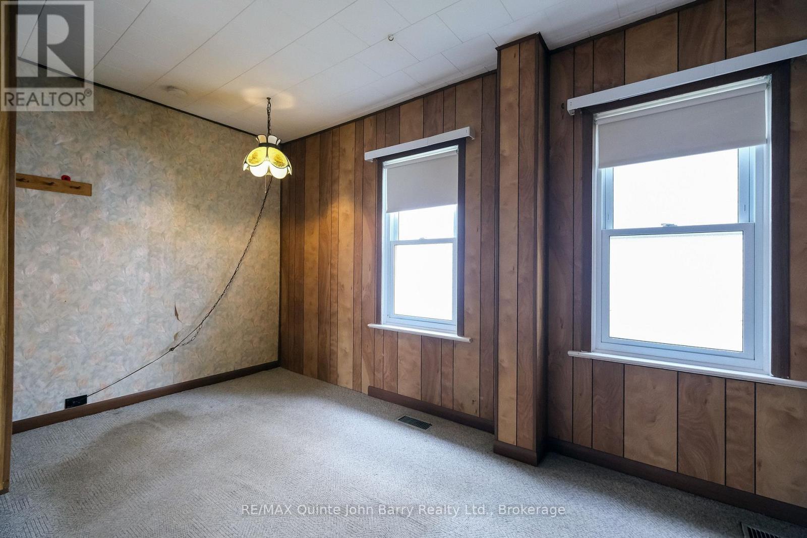 36 GRAHAM STREET, Belleville (Belleville Ward) — photo 9