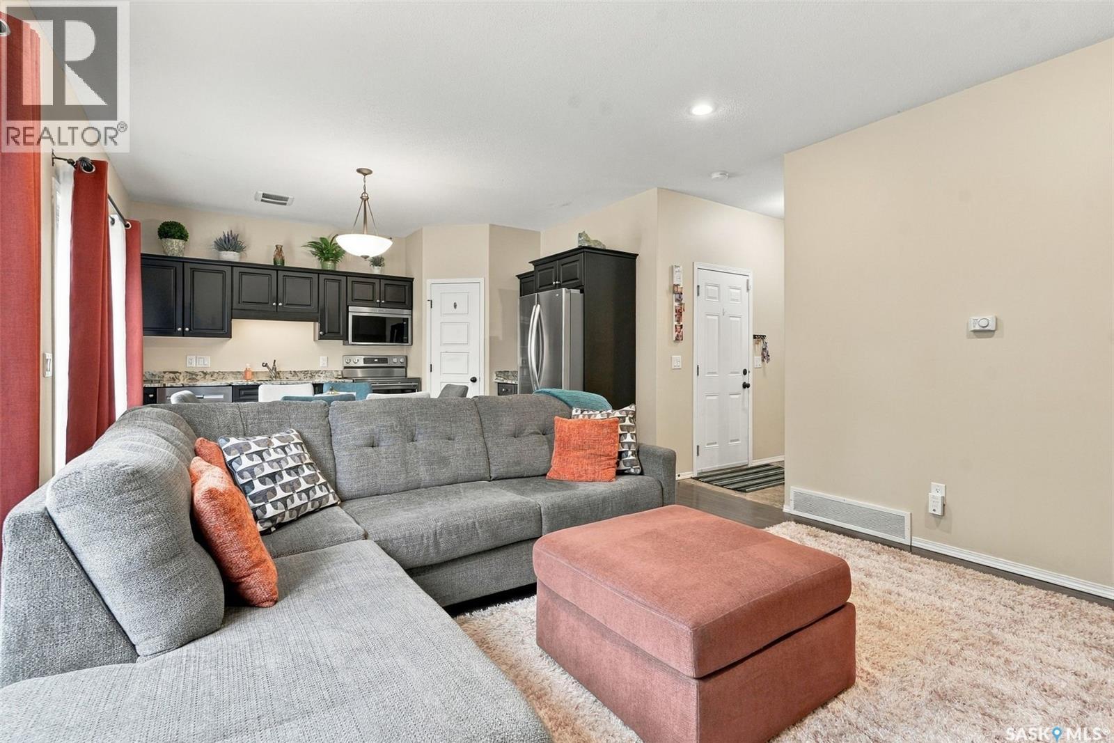 724 150 Langlois WAY, Saskatoon — photo 5
