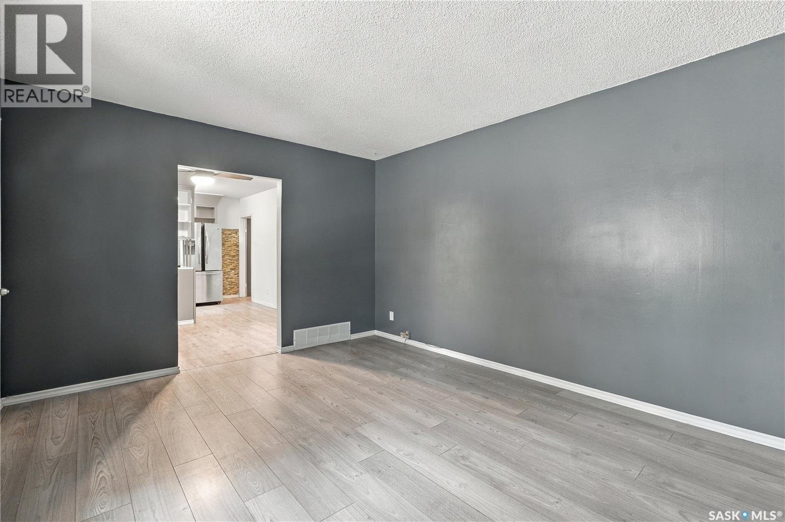 512 Q AVENUE N, Saskatoon — photo 12