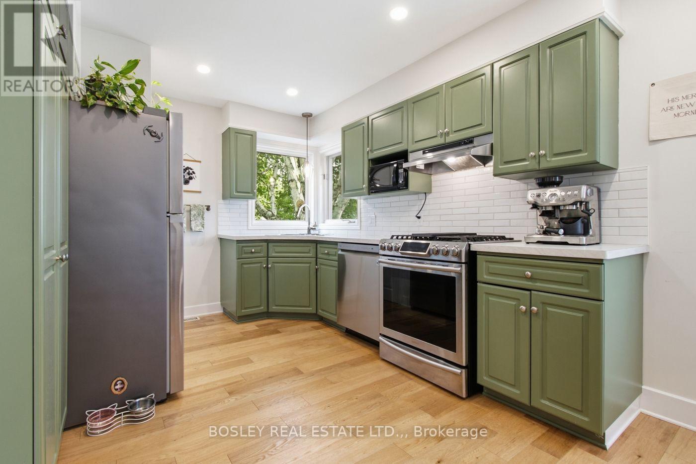 17 WINSTON ROAD, St. Catharines (Carlton/Bunting) — photo 12