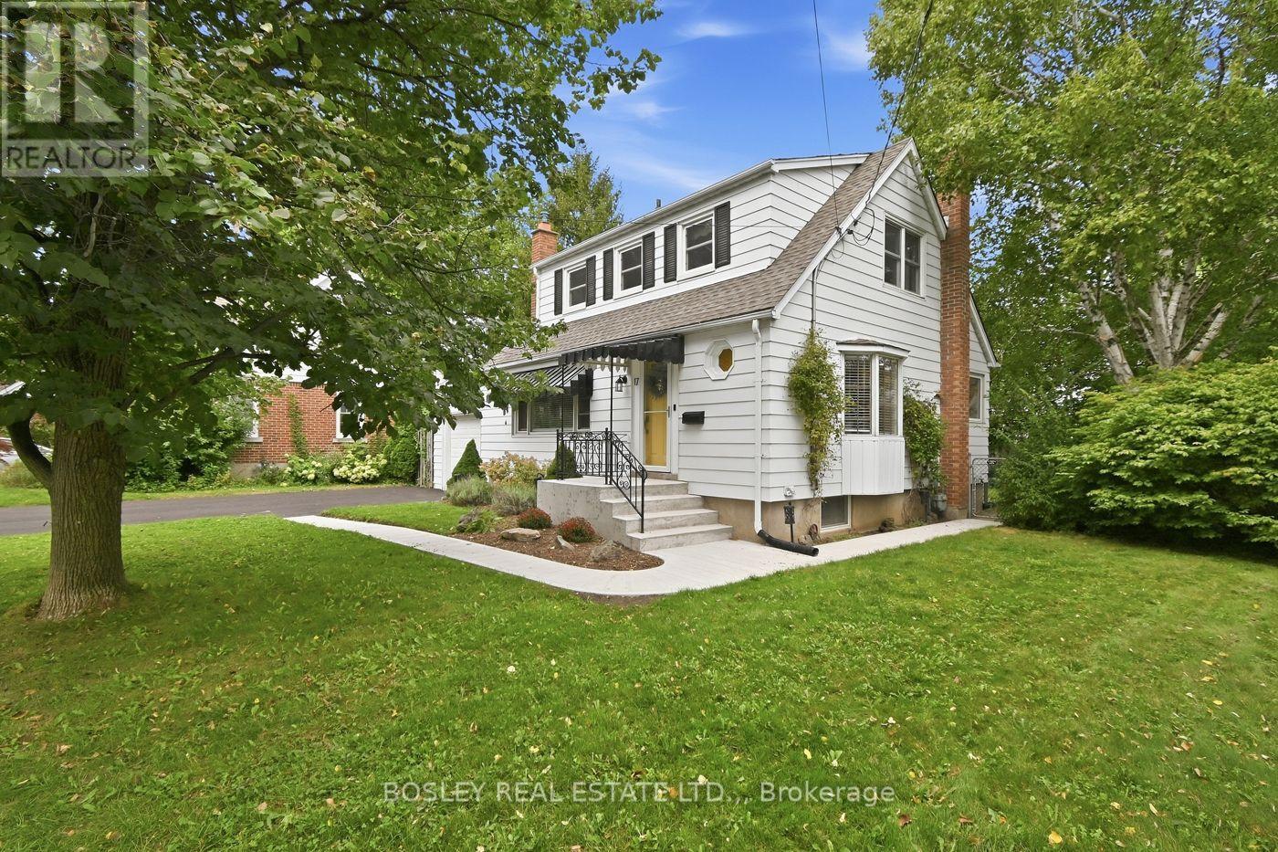 17 WINSTON ROAD, St. Catharines (Carlton/Bunting) — photo 4