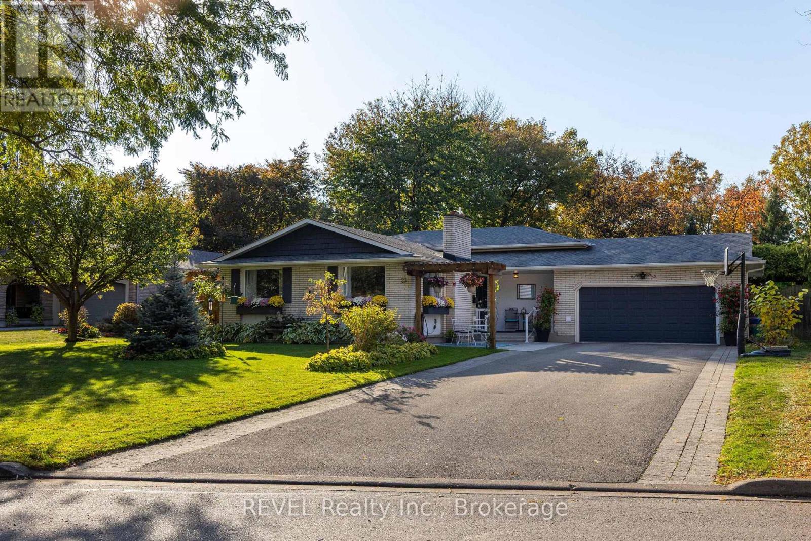 23 ROYAL YORK ROAD, St. Catharines (Lakeshore) — photo 2