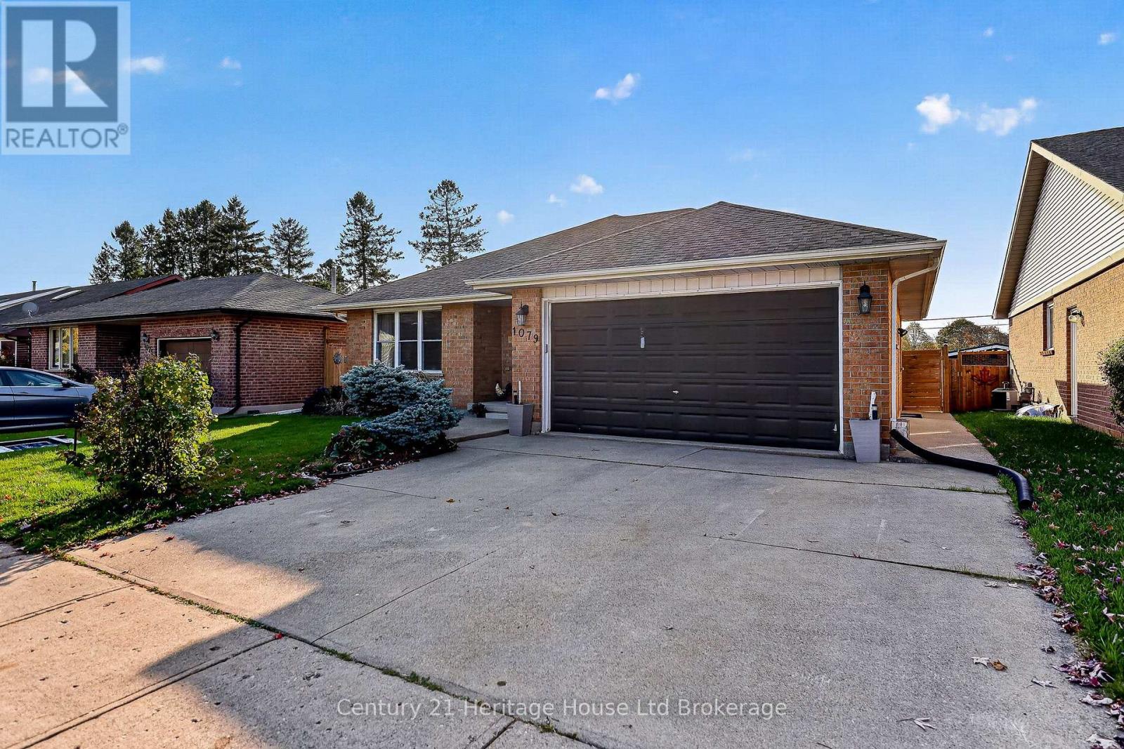 1079 PEARSON DRIVE, Woodstock (Woodstock - North) — photo 6
