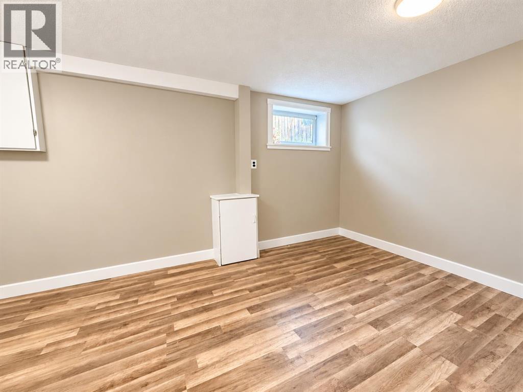 251 Pensville Close SE, Calgary — photo 12