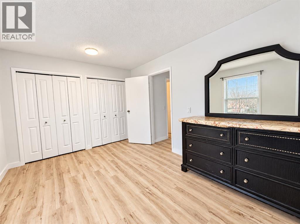 251 Pensville Close SE, Calgary — photo 8