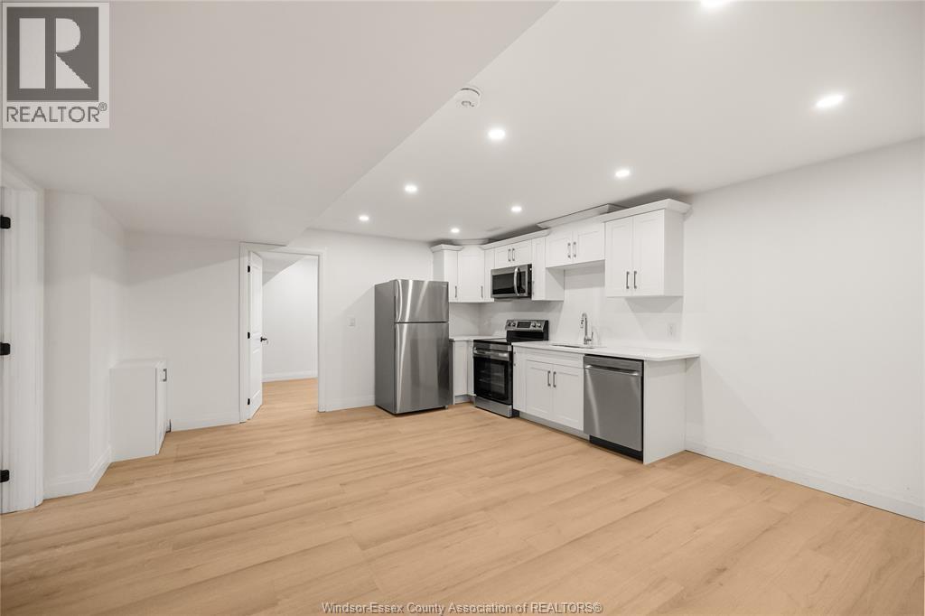 1397 BARKLEY AVENUE, Windsor — photo 12