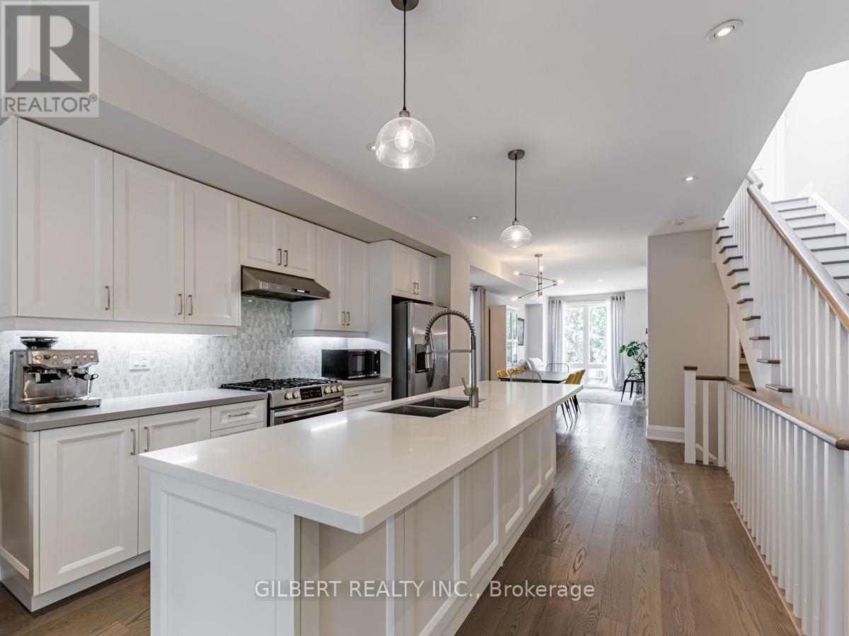 24 CARHARTT STREET, Toronto (Englemount-Lawrence) — photo 6