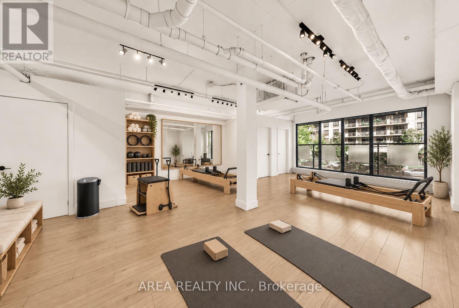 202 - 621 SHEPPARD AVENUE E, Toronto (Bayview Village)