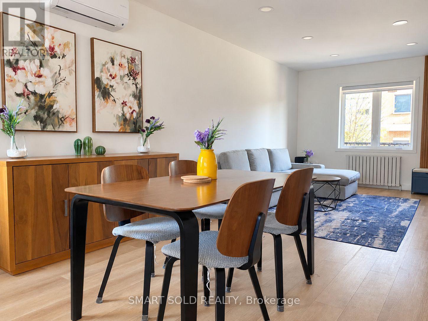 42 ARNOLD AVENUE, Toronto (Regent Park) — photo 2