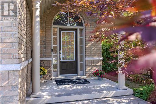 93 SCEPTER PLACE - 2