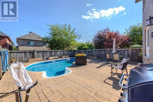 93 SCEPTER PLACE - 50