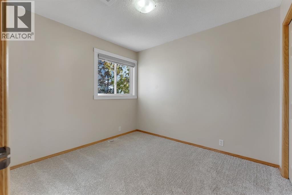 82 Bridleridge Road SW, Calgary — photo 22