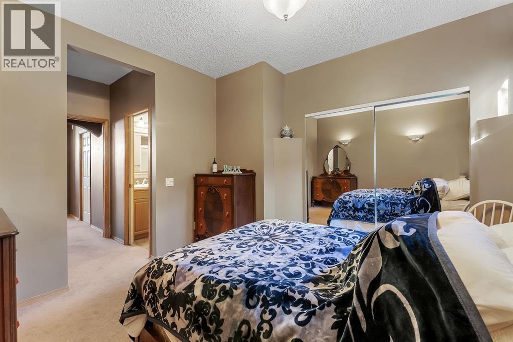82 Bridleridge Road SW, Calgary — photo 32
