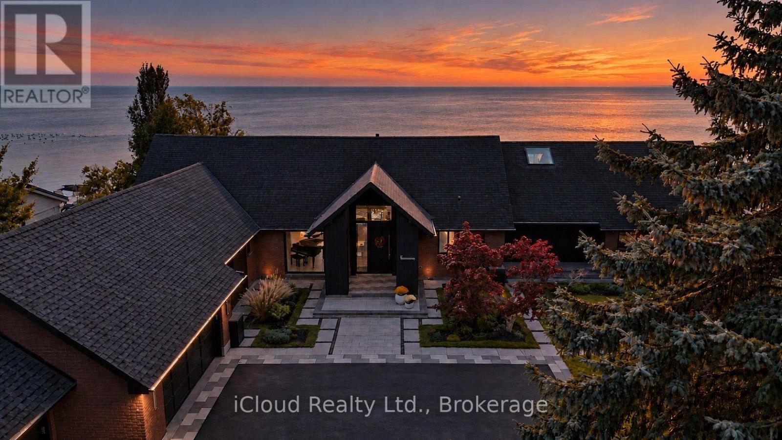 11 Pebble Beach Drive, Cobourg