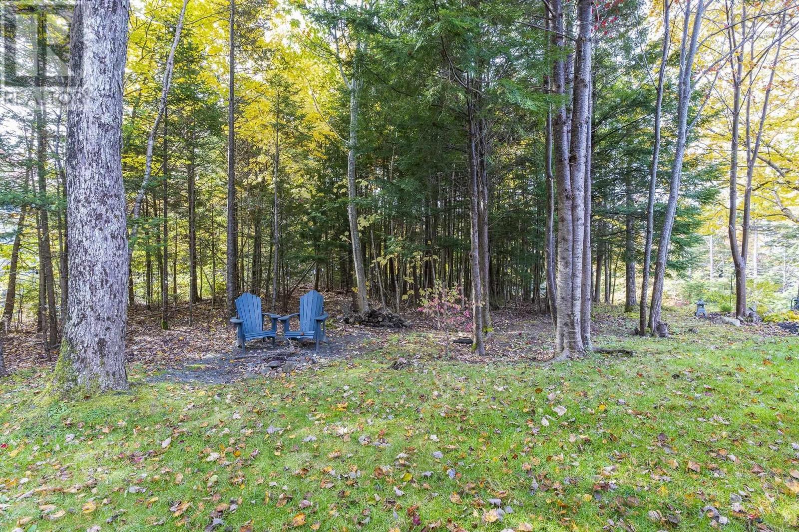 14 Beech Hill Drive, photo 43