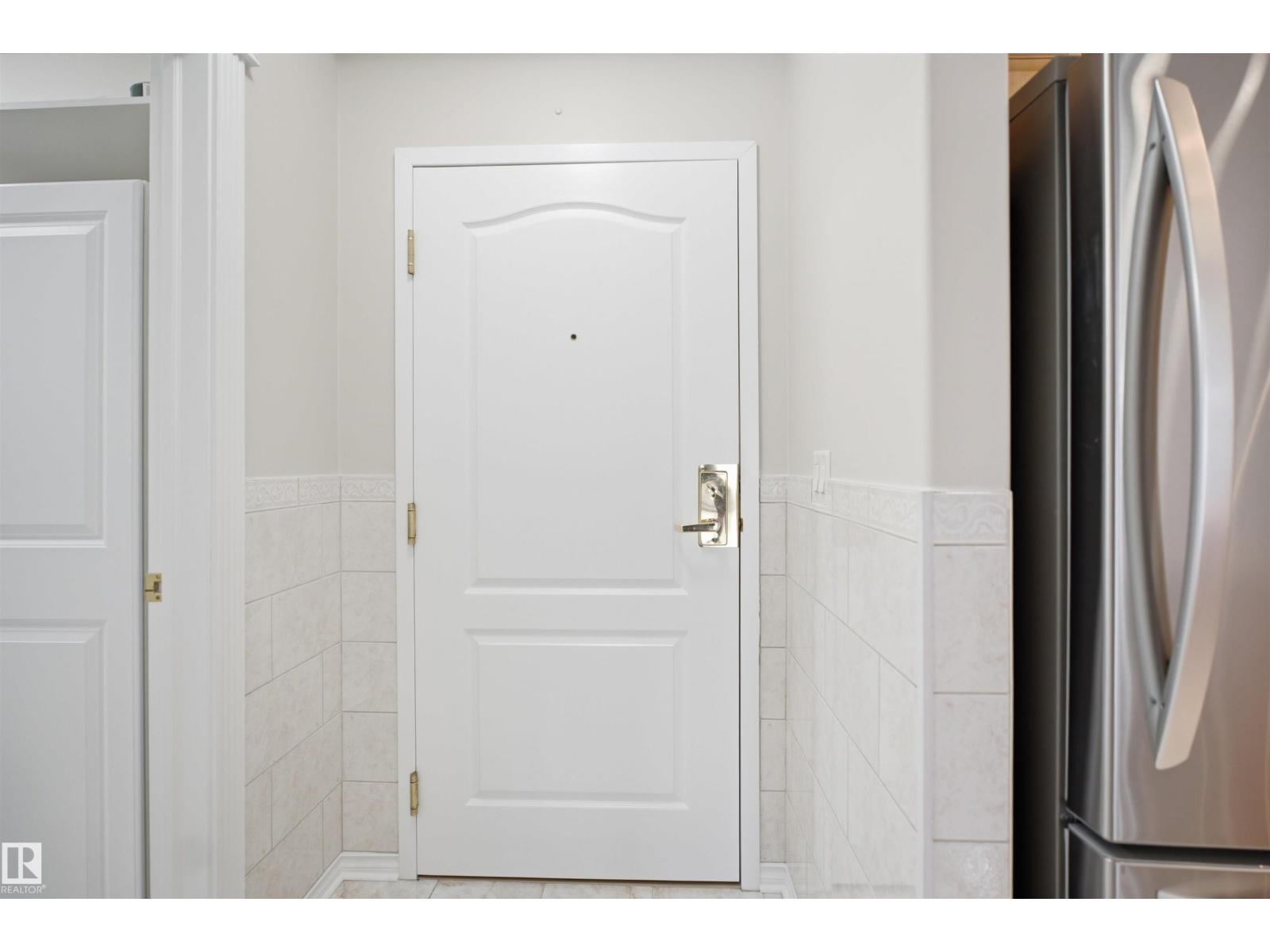 Property photograph 3 for MLS E4514682
