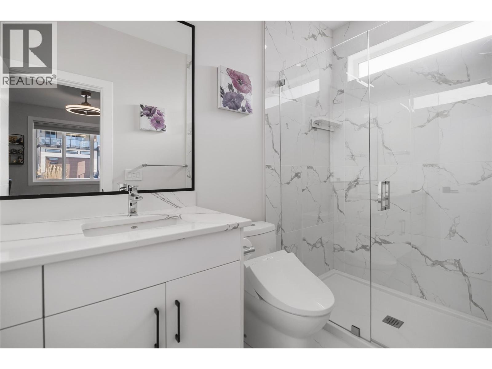  2149 Ensign Quay, West Kelowna
