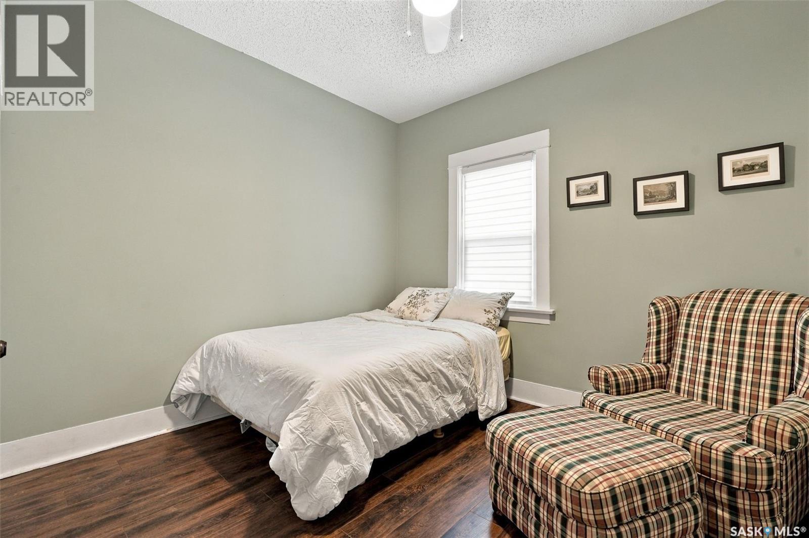N 1021 C AVENUE N, Saskatoon — photo 18