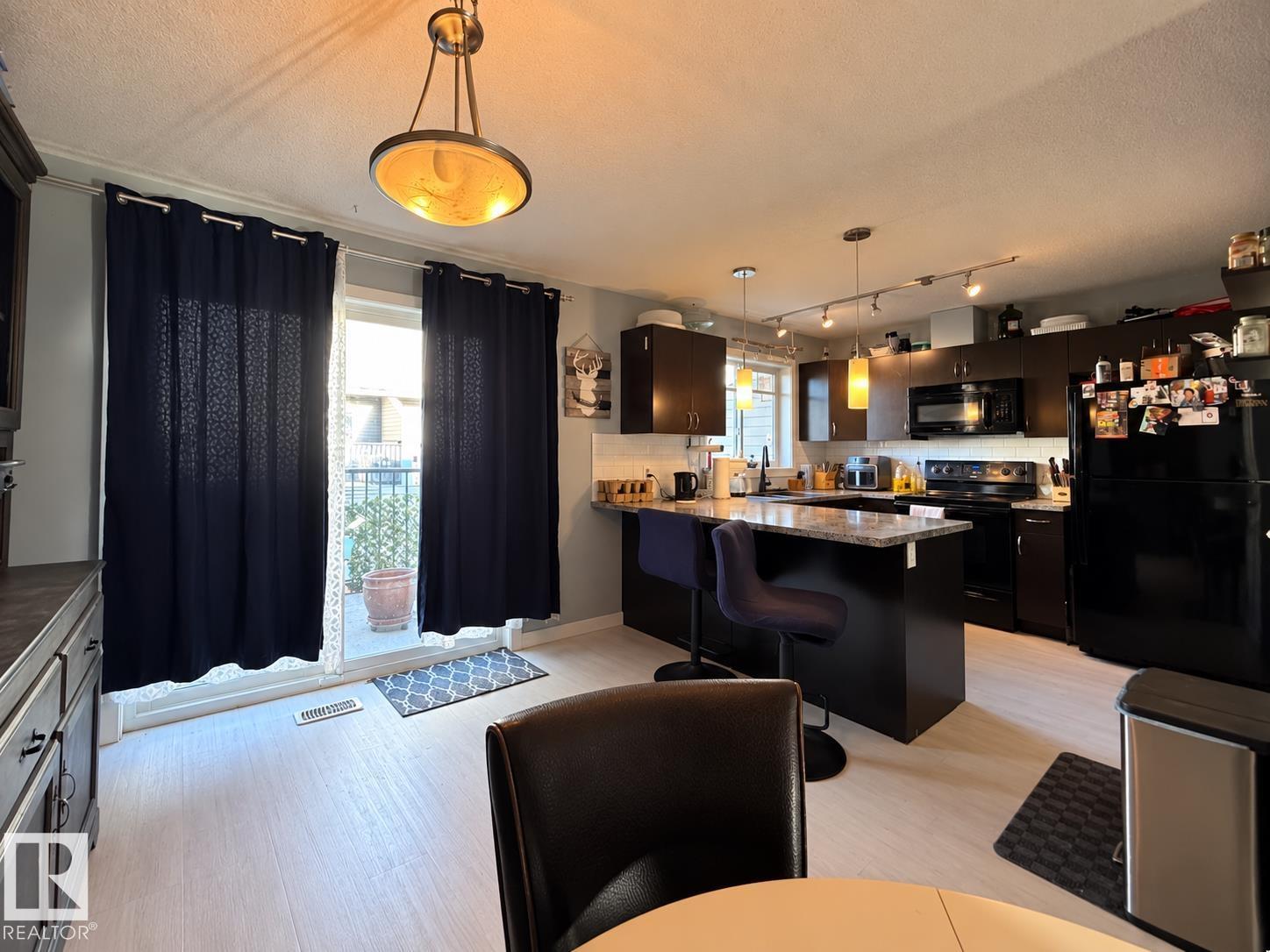 Property photograph 6 for MLS E4514585