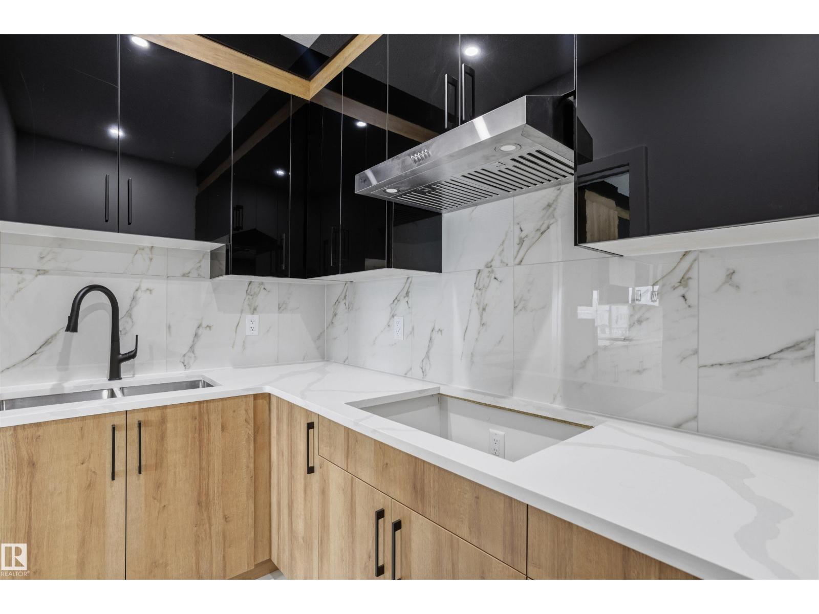 Property photograph 18 for MLS E4514625
