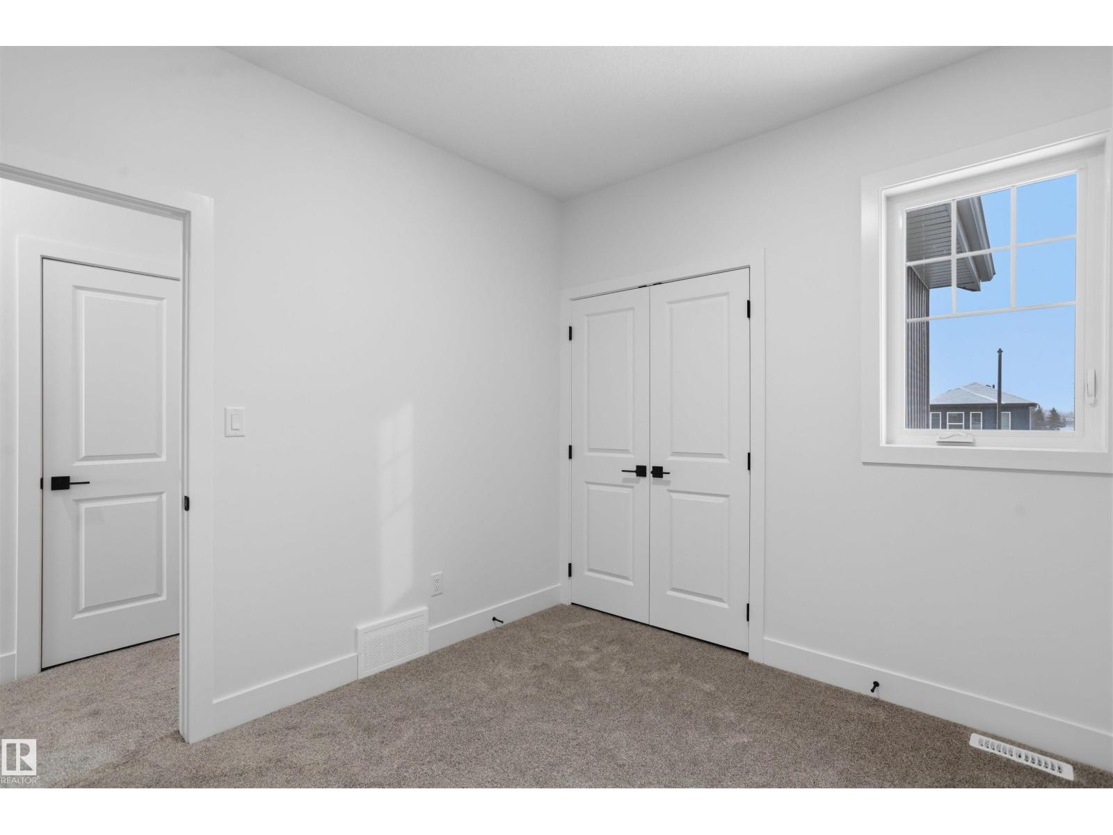 Property photograph 37 for MLS E4514625