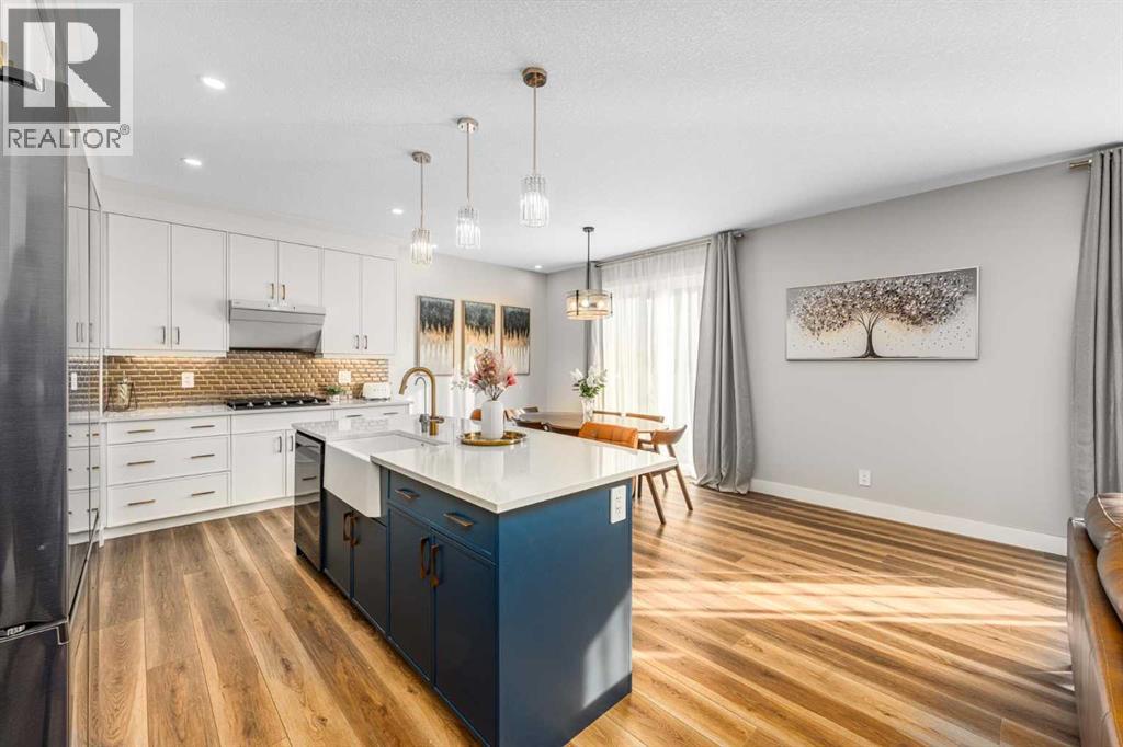 20 Carringham Heights NW, Calgary — photo 11