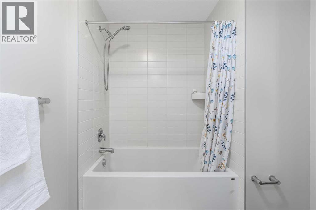 20 Carringham Heights NW, Calgary — photo 31