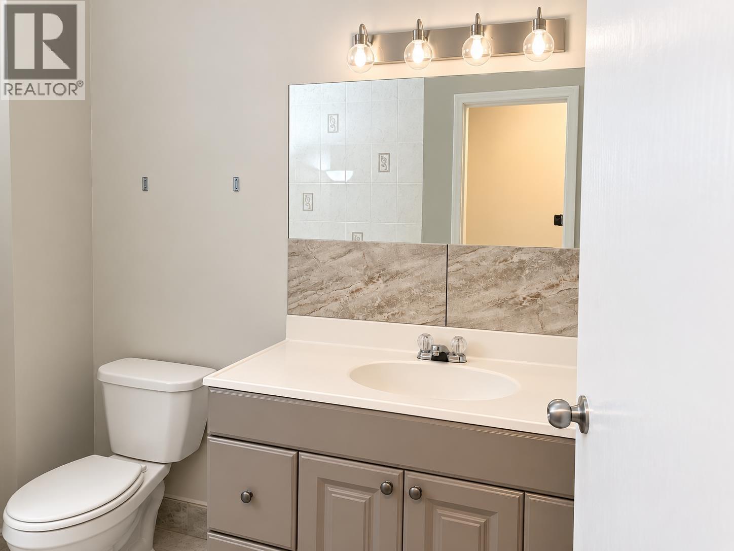 65 1930 Cedar Village Crescent, North Vancouver — photo 17