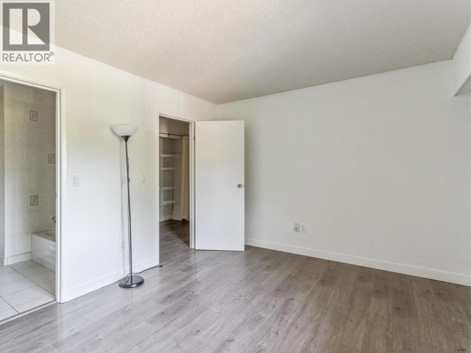65 1930 Cedar Village Crescent, North Vancouver — photo 18
