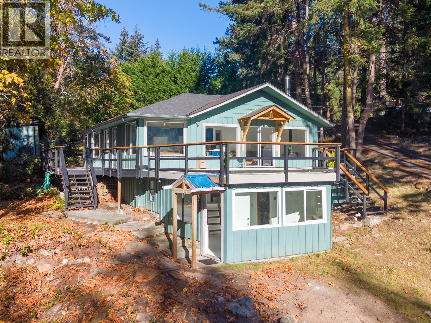 2709 PRIVATEERS Road, Pender Island